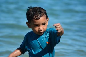 Would you like to know how to teach your young son without killing his natural love for learning? Click through to learn the top 10 ways to approach learning while nurturing your son's curiosity! | teach young son | teach young boys | how boys learn |